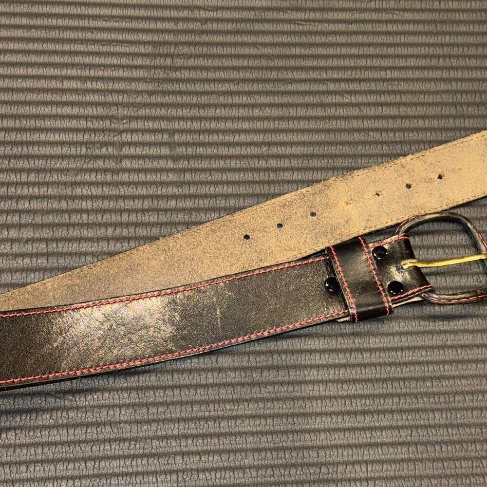 Black  leather belt with red trim - Picture 5 of 6